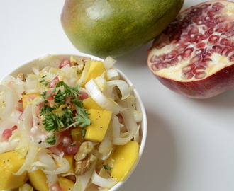Recept: Witlofsalade met mango en granaatappel