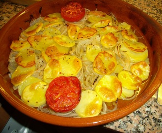 Cebolla, Patatas y Tomates al Horno
