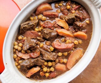 A Seasonal Slow Sunday Supper: Aromatic Beef and Quince Tagine with Pomegranate