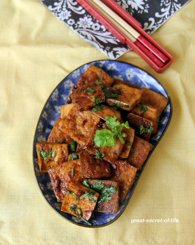 Simple Pan Fried Tofu - Simple sidedish recipe - Simple and healthy recipes with Tofu