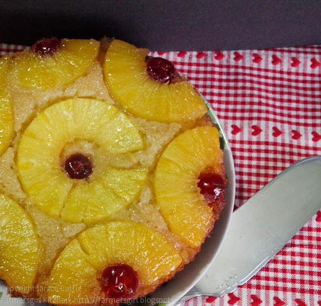 Pineapple Upside Down Cake, the Clandestine Cake Club Cookbook - a Review