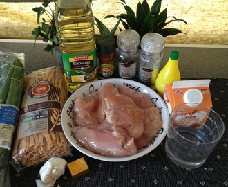 Uke 30: Chilipasta med kylling og sitronsaus.