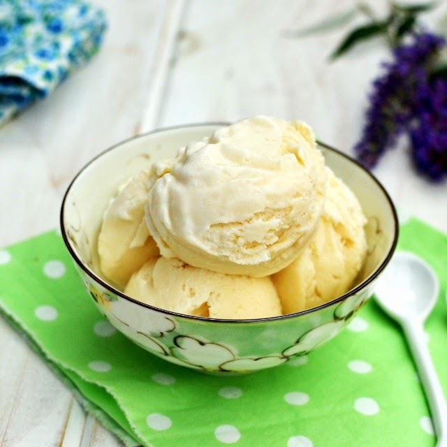Vanilla Ice Cream (Eggless Recipe, No Ice cream maker needed)