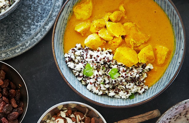 Indian Chicken Curry with Cauliflower and Quinoa Rice