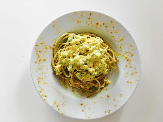 Pasta Integrale Con Zucchine Panna Curry E Curcuma Ricetta Da Mytaste