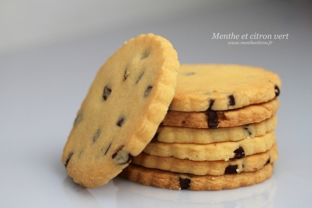 Biscuits sablés aux pépites de chocolat façon cookies