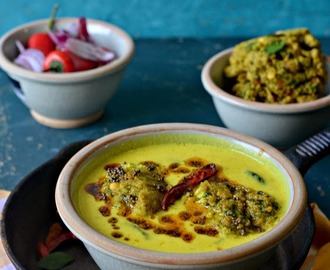Chana Daal Vada Curry  :: Bengal gram fritters in yoghurt gravy  :: South Indian style Kadhi  :: Kuzhambu