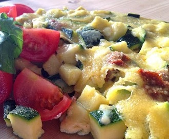 Frittata met courgette en parmezaanse kaas - foodblogswap