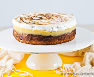 Lemon Polenta Cake with Lemon Curd & Meringue – gluten-free