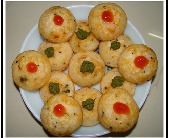 Rice Appe--  South Indian snack made from dosa/idli batter..