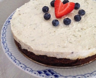 Nytårskagen: Cheesecake med lime & browniebund