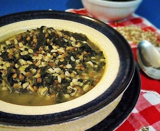 Zuppa di legumi con spinaci