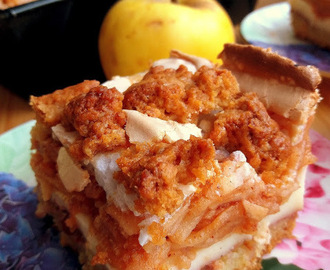 Szarlotka z budyniem i bezą / Apple, Pudding and Meringue Shortcake