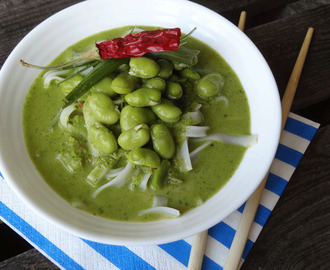 Zupa tajska curry z bobem czyli pomysł na szybki obiad