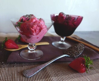 Gelado de iogurte e morangos/ Strawberry frozen Yogurt