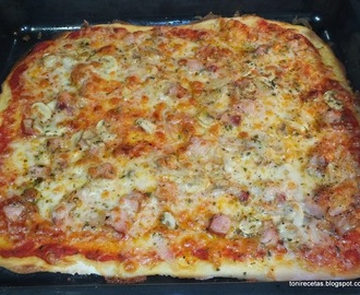 Pizza Casera de Bacon y Champiñones