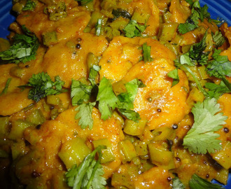 Spicy Gavarfali  dhokli/ cluster beans with wheat flour dumplings