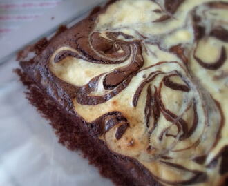 Low Fat Cheesecake Brownies