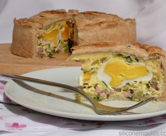 Dozen Egg and Ham Pie