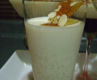 Mousse de arroz con leche con gelatina de licor de café