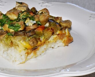 Tofu com legumes e arroz no forno