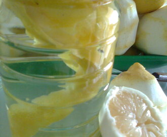 Λιμοντσέλο ( limoncello )