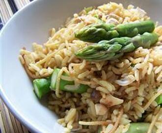 Snelle en makkelijke recepten met rijst               (132)