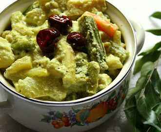 Kerala Style Aviyal Recipe | Mixed Vegetable Coconut Curry | Kerala Vegetarian Curry