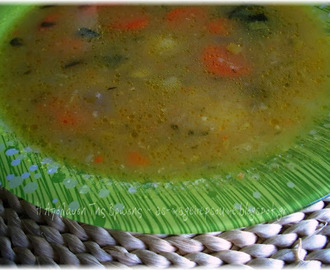 Χορτόσουπα με κοτομπουτάκια (Vegetable soup with chicken)