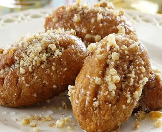 Τα Μελομακάρονα Της Βέφας Αλεξιάδου Greek Melomakarona (Christmas Honey Cookies) Of Vefa Alexiadou