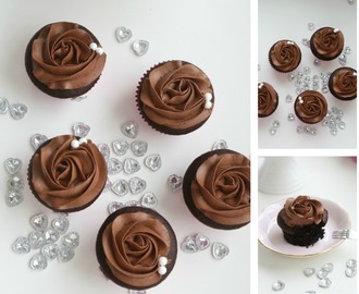 Black Beauty Cupcakes
