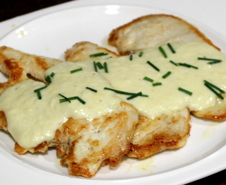 Filetes de pollo con salsa de queso ¡Muy fáciles!