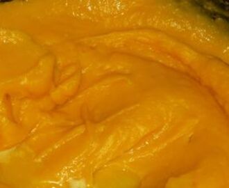 Un tour en cuisine 222: Soupe de carottes et noix de coco