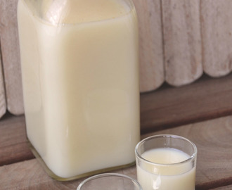 Licor de leche merengada (Thermomix)