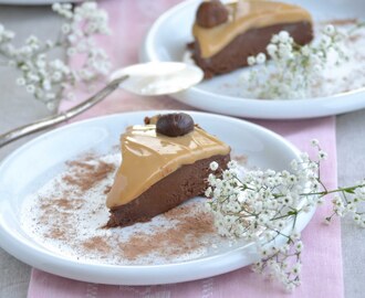 Chestnut and chocolate cake with "Dulce de leche" (Tarta de chocolate y castañas con dulce de leche)