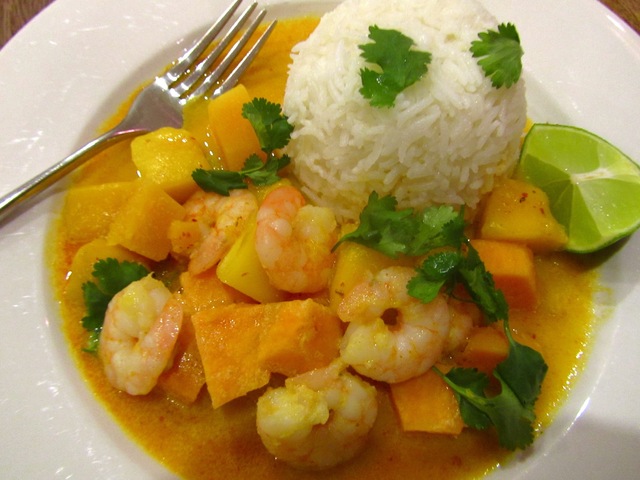 Red Thai Curry with Prawn and Mango