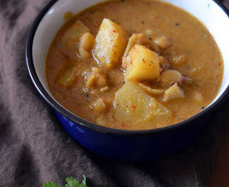 Soya Beans & Lima Beans Curry (Butter Beans Kuzhambu) - South Indian Style