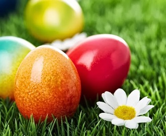 Πως να βάψετε τα πασχαλινά αυγά σας με φυσικές χρωστικές!