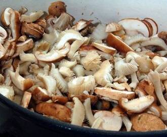 Herfst: Romige paddenstoelensoep van Jamie Oliver