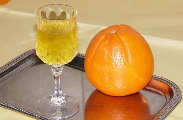 Λικέρ πορτοκάλι με ούζο