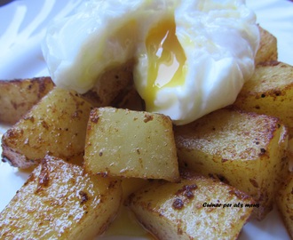 Patates al forn amb ous poché