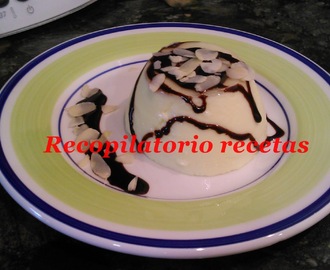 Delicias  mascarpone con sirope de chocolate y almendra thermomix