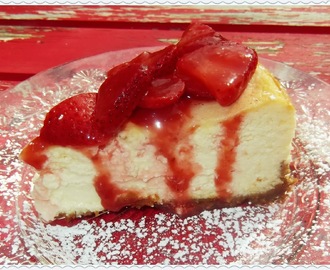 Πανεύκολο cheese cake με μαρμελάδα φράουλα