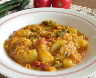BOTTLE GOURD DHAL CURRY