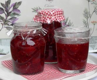 Strawberry, Raspberry & Redcurrant Jam