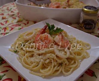 Spaghettoni com Camarão, Lula e Trufa Branca