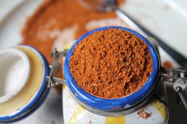 Biryani Masala Powder Recipe / How to Make Biryani Masala Powder / Homemade Biryani Masala Recipe