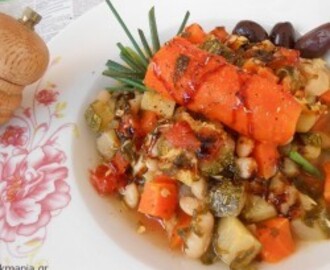 Φασολάδα με λαχανικά στο slow cooker