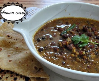 black channa in peanut curry (கொண்டை  கடலை)