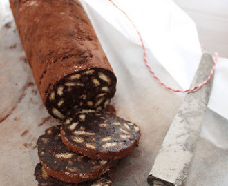 "Botifarra" de xocolata / Chocolate salami